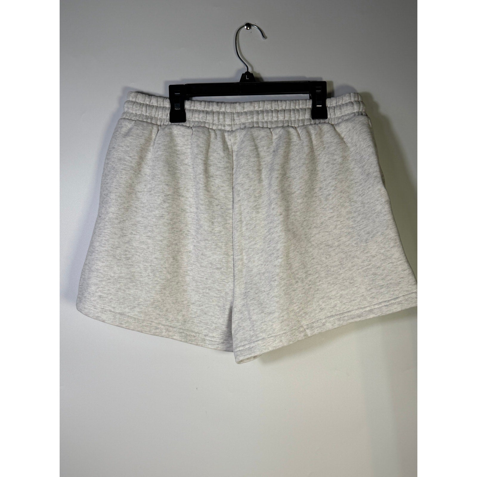 WILO The Label women's white marle fleece jog shorts in large size, soft and comfortable casual shorts with an elastic waistband.