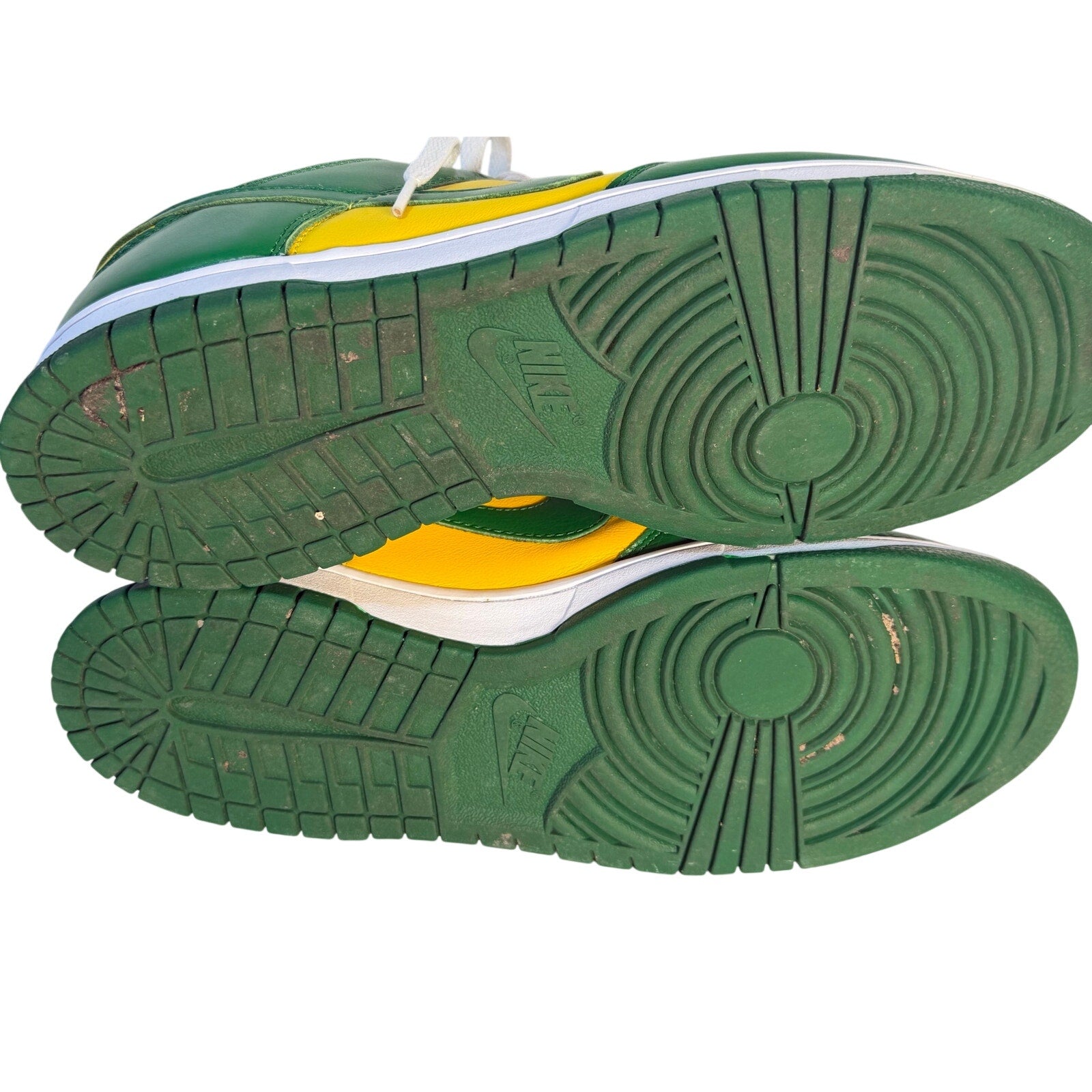 Nike Dunk Low Brazil green and yellow leather sneakers for men, US size 11, featuring classic Nike branding and vibrant color accents.