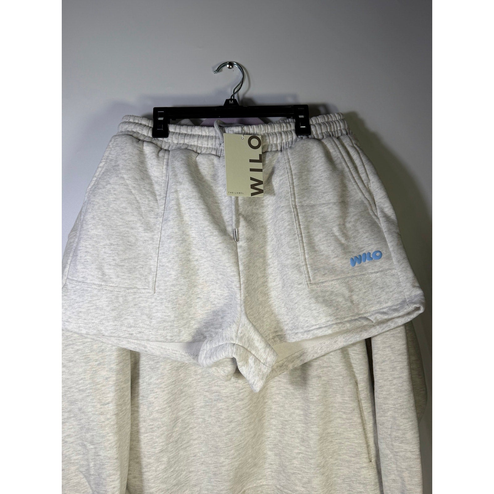 WILO women's 2-piece hoodie and shorts set in white marle blue, featuring a casual, comfortable outfit for everyday wear.