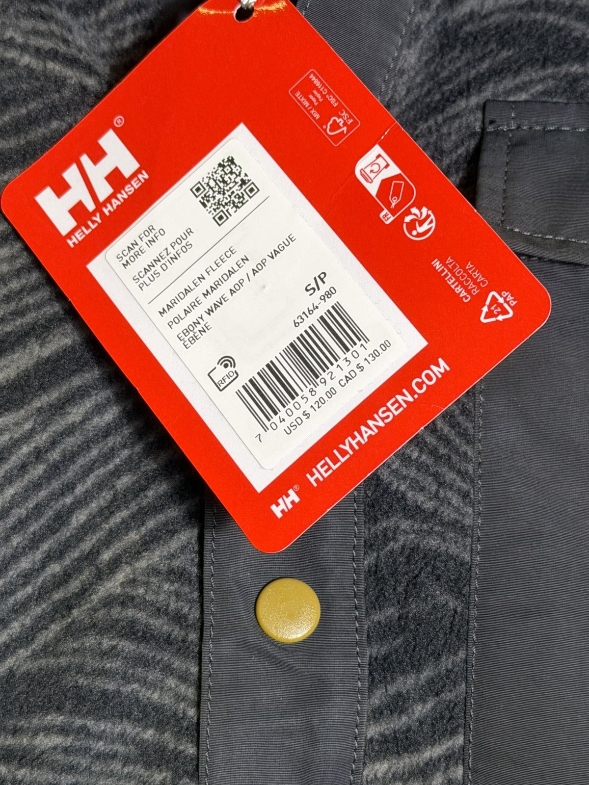 Helly Hansen Maridalen fleece pullover for men in size S, Ebony Wave print, featuring a snap closure and soft sweatshirt fabric.