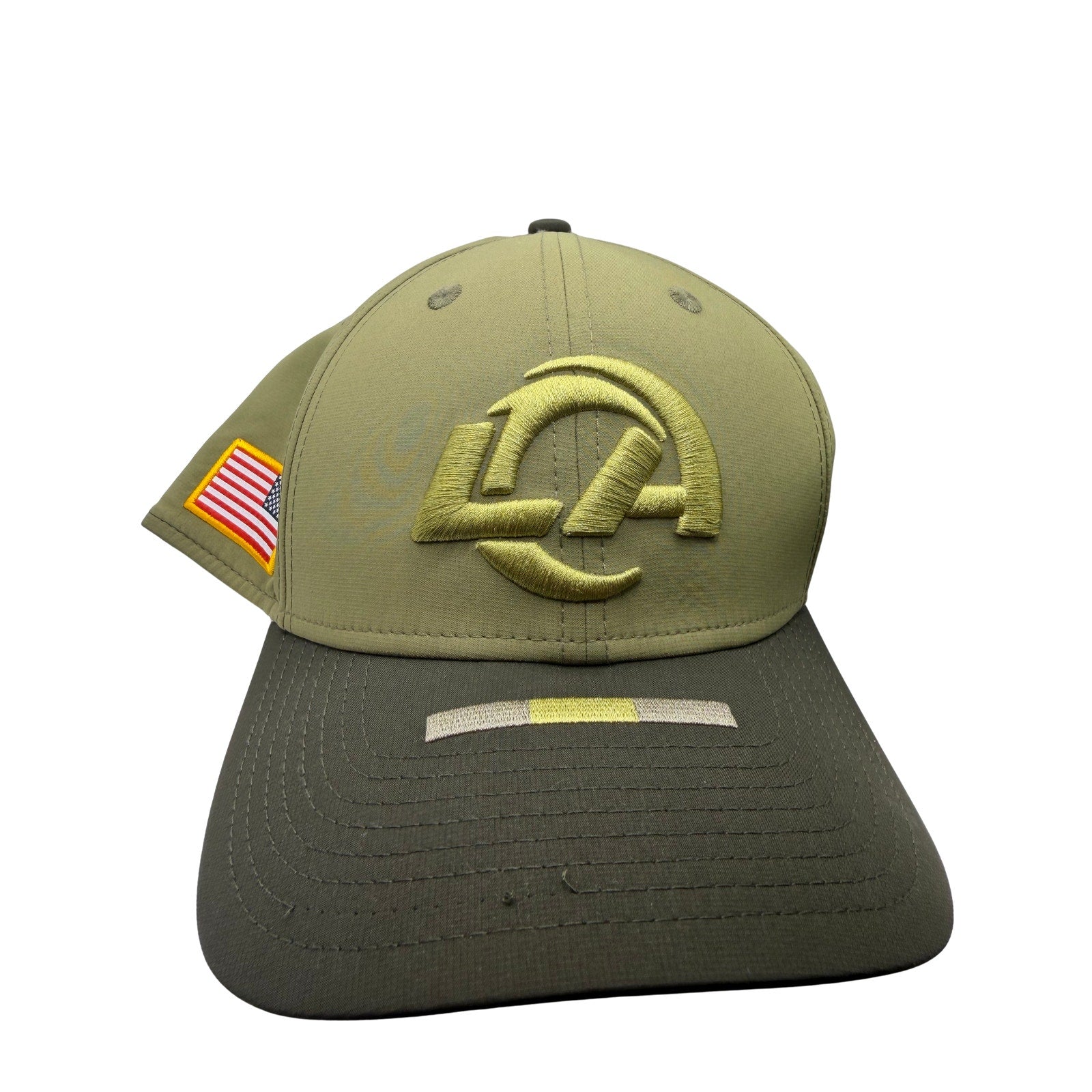 Olive green Los Angeles Rams NFL New Era 39THIRTY Salute to Service hat with team logo and embroidered details.