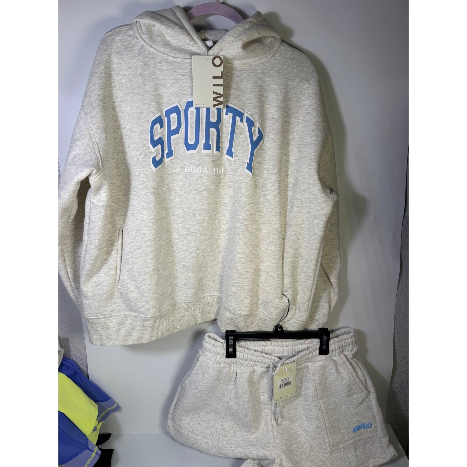 WILO women's 2-piece hoodie and shorts set in white marl blue, featuring a casual, comfortable outfit for everyday wear.