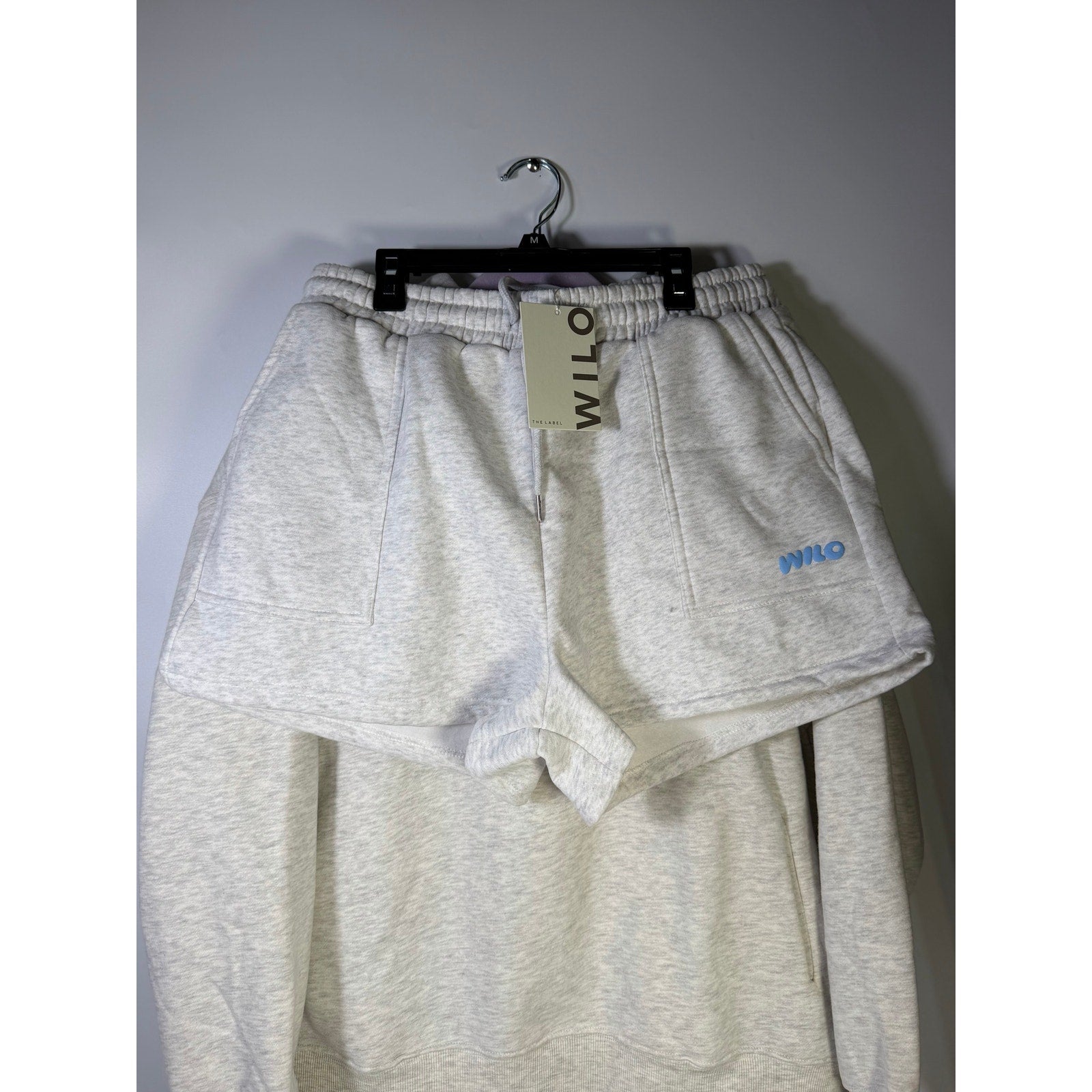 WILO women's 2-piece hoodie and shorts set in white marle blue, size L, casual outfit with hoodie and shorts laid flat.