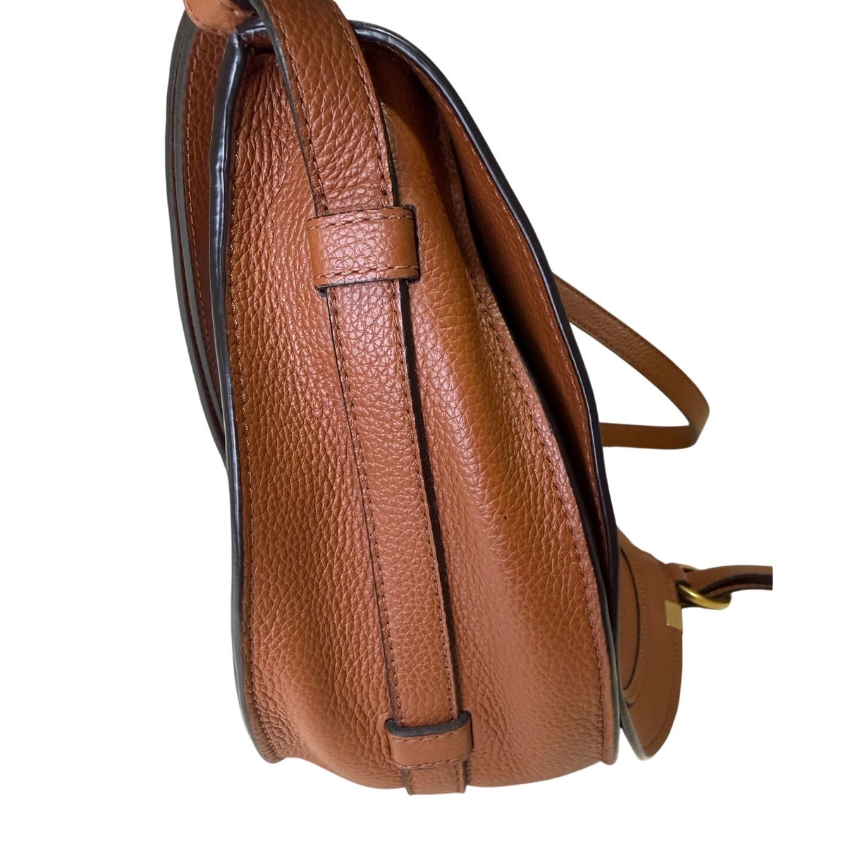 Chloé Marcie medium saddle crossbody handbag in brown grained calfskin leather with gold hardware.