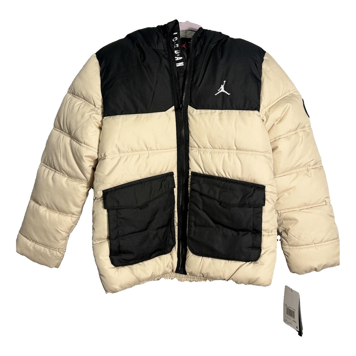 Jordan Jumpman hooded puffer jacket for boys in Legend Light Brown and black, featuring a padded design and front zipper.