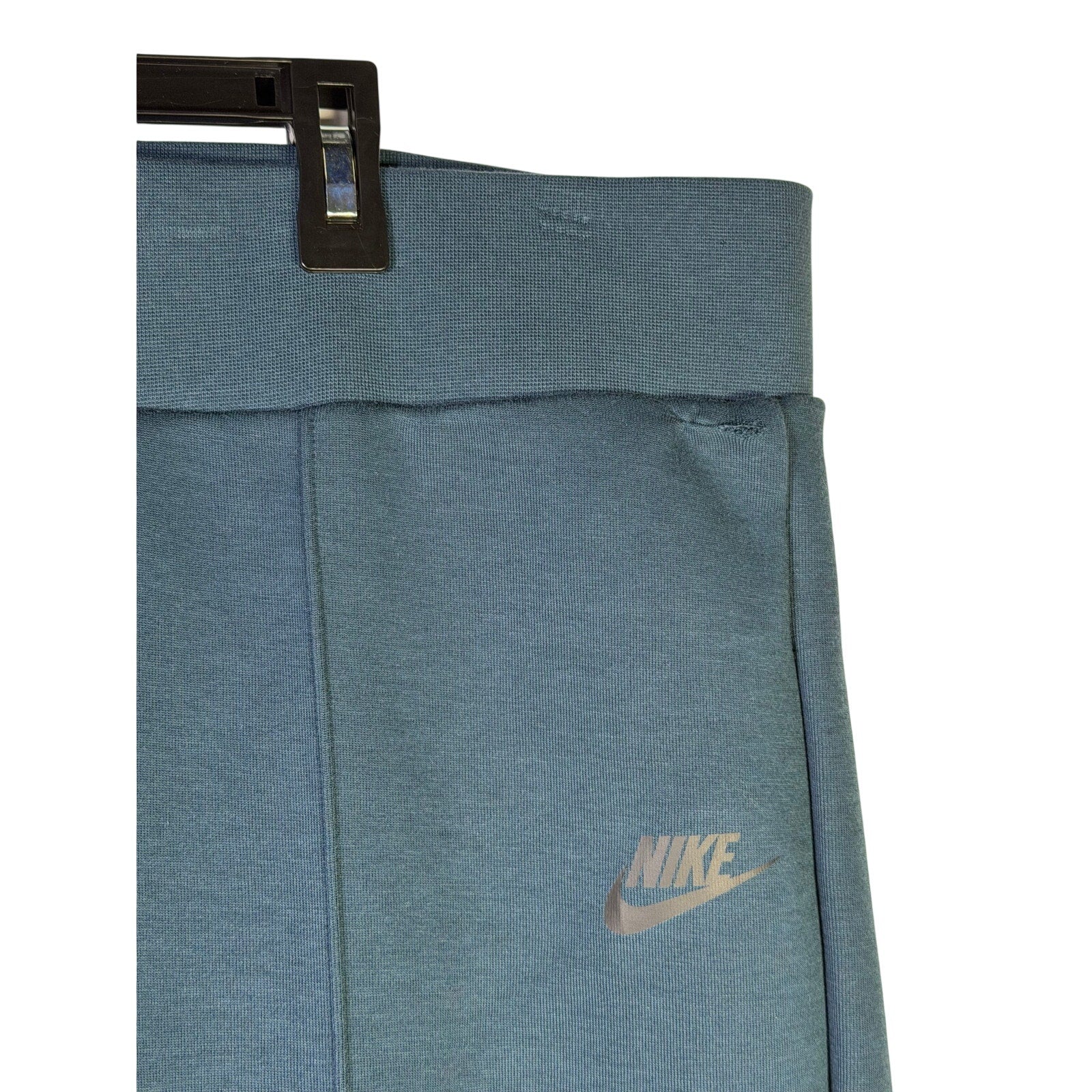 Nike Sportswear Tech Fleece high-waisted slim sweatpants for women in navy, size XXL, featuring a comfortable, modern fit.
