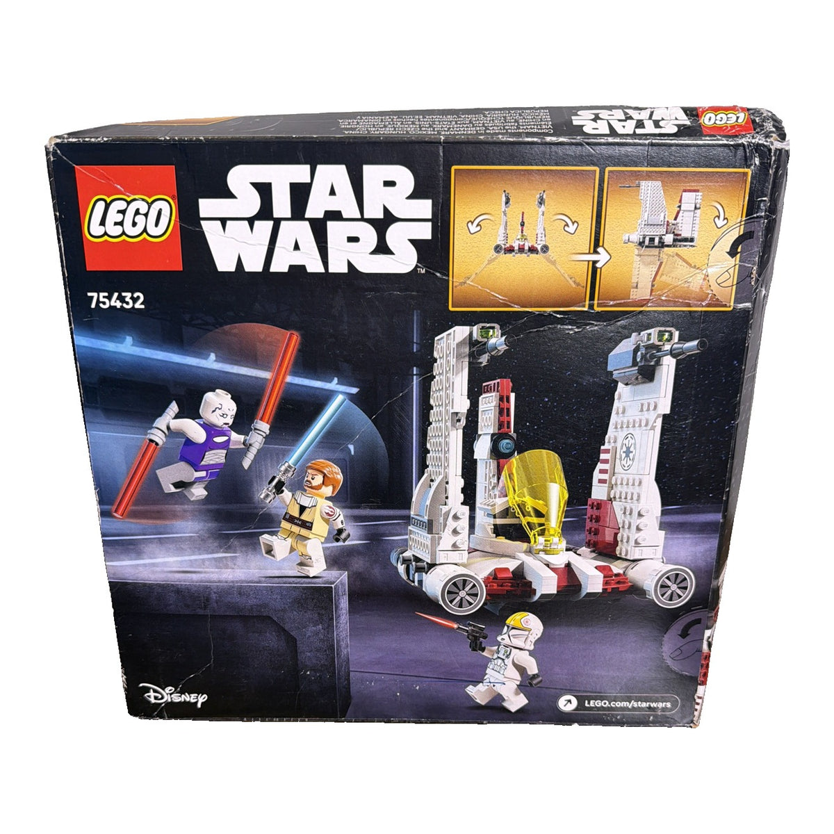 LEGO Star Wars 75432 V-19 Torrent Starfighter building toy with 567 pieces, assembled model shown against plain background.