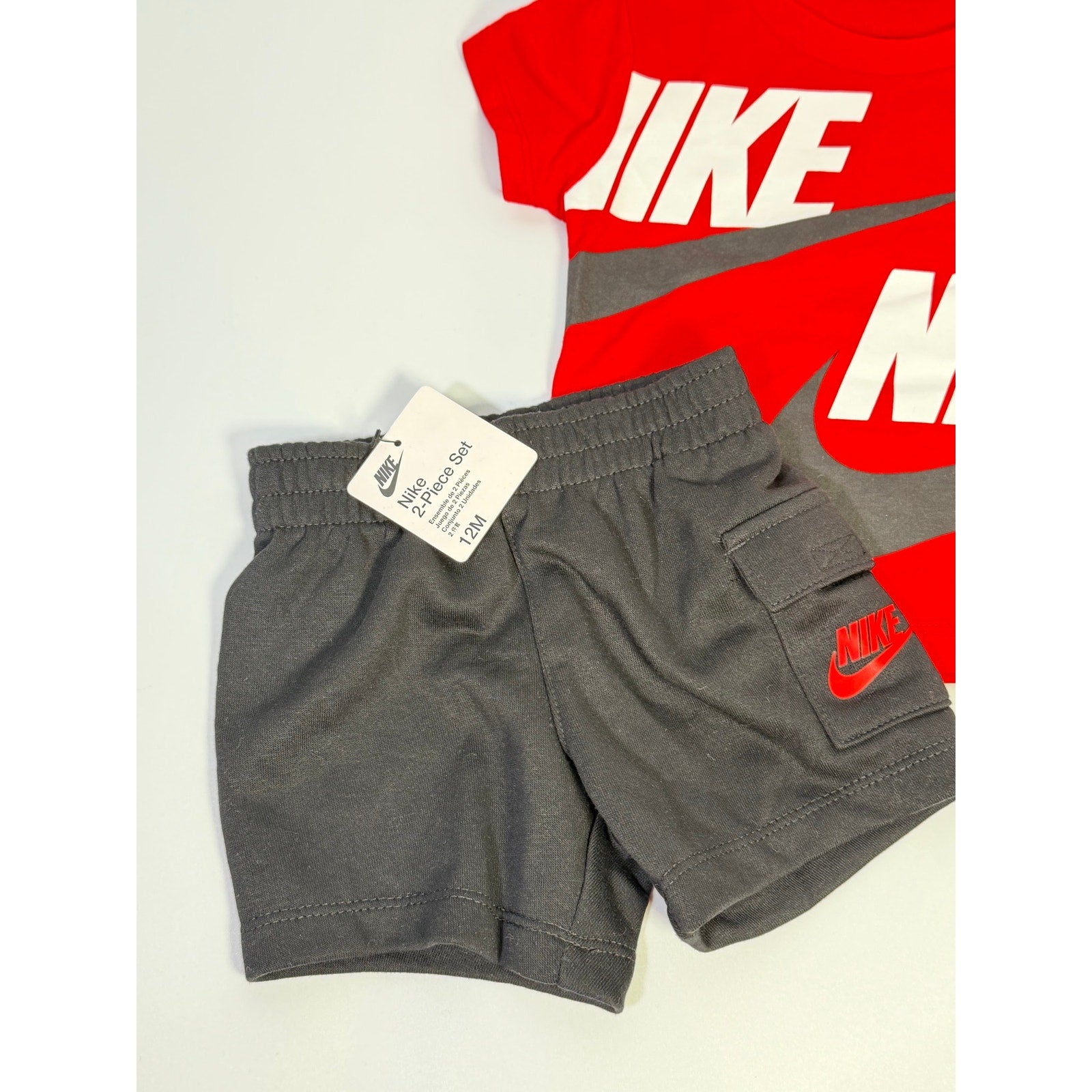 Nike baby boys 2-piece red and black t-shirt and shorts set, size 12 months, new with tags, casual clothing for infants