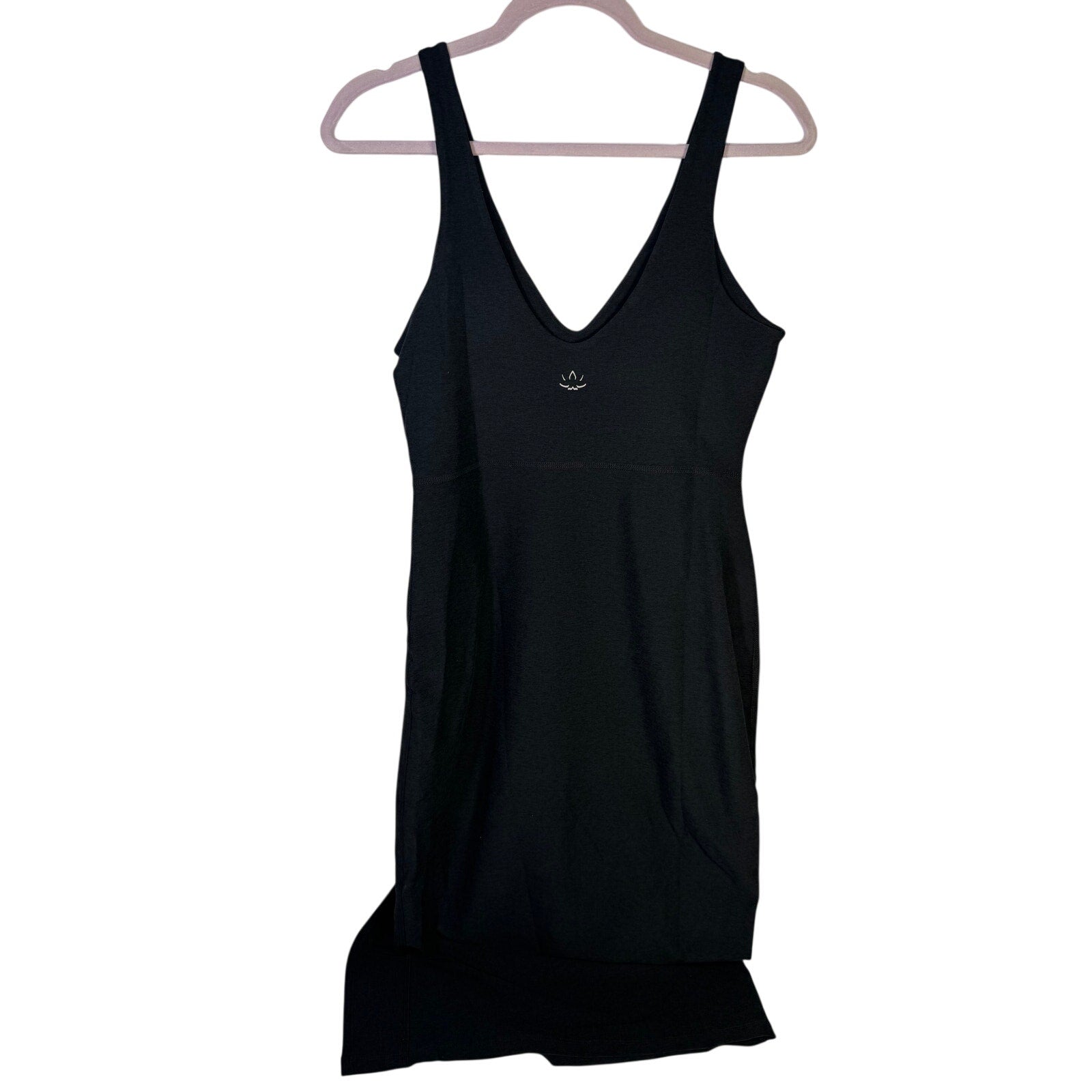 Beyond Yoga Spacedye Inspire Midi Dress for women, size medium, black, featuring a comfortable, stylish midi dress design.