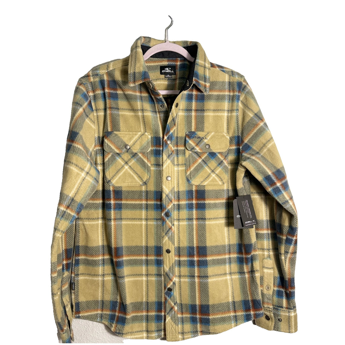 O'Neill Glacier Plaid Superfleece shirt jacket in khaki and blue, men's size M, displayed on a hanger.