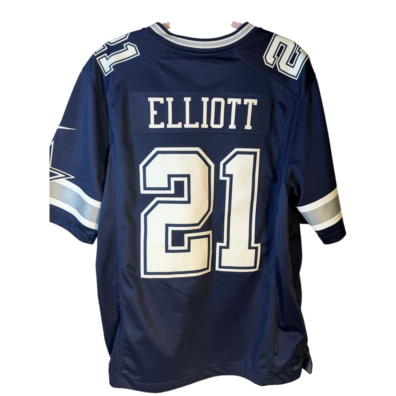 Nike Dallas Cowboys Ezekiel Elliott #21 NFL game jersey for men, large size, navy color, featuring team logo and player number.