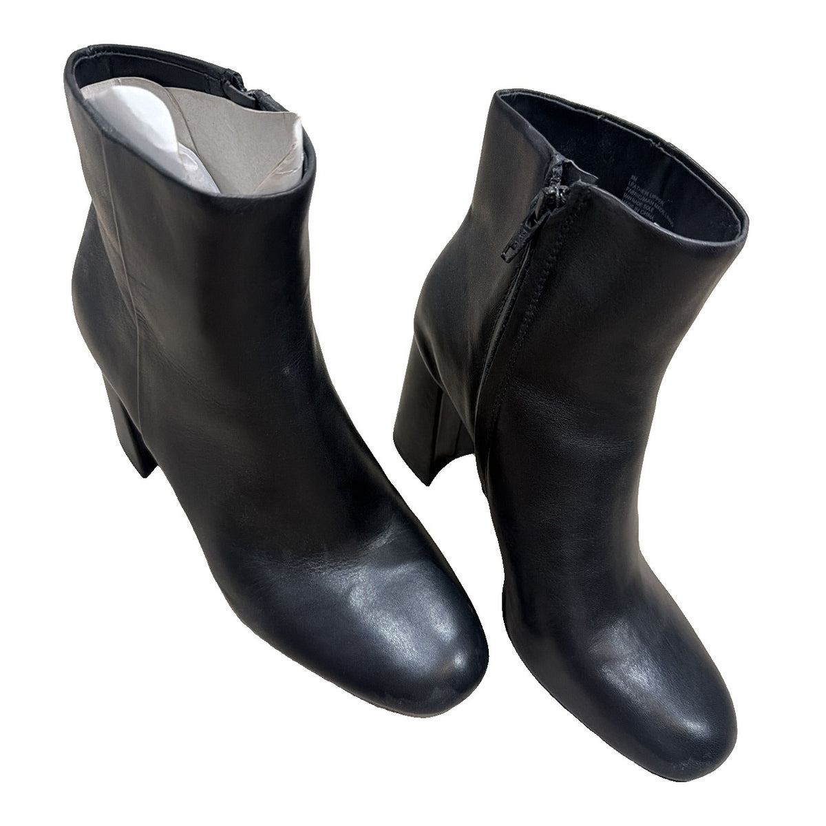 Women's black leather ankle boots with block heels, side zipper, round toe, size 9M, displayed on a neutral background.