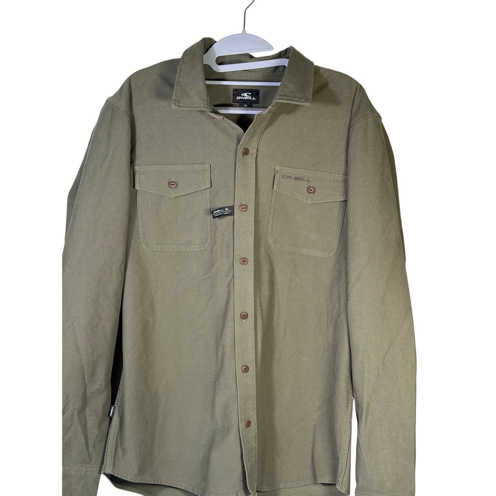 O’Neill men's olive green utility overshirt in size medium, casual shirt with button closure and chest pockets.