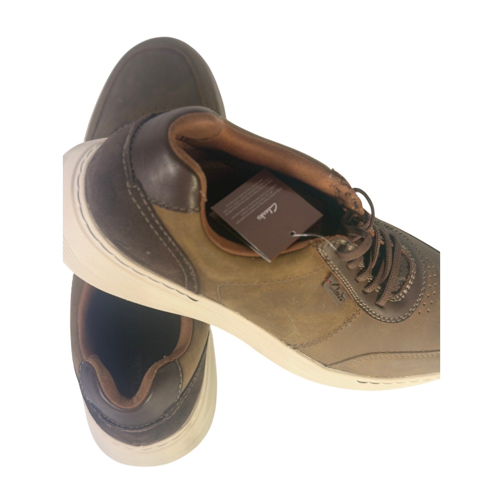 Clarks men's brown casual golf sneakers, size 10, lace-up design, new in box with visible stitching and textured sole.