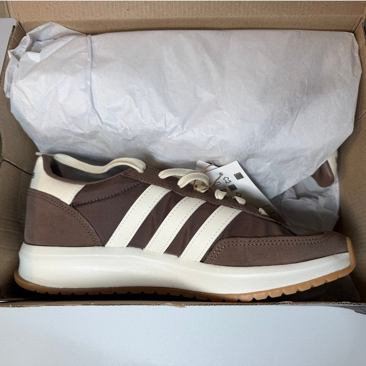 adidas Run 70s 2.0 Sneaker – Women’s Size 8