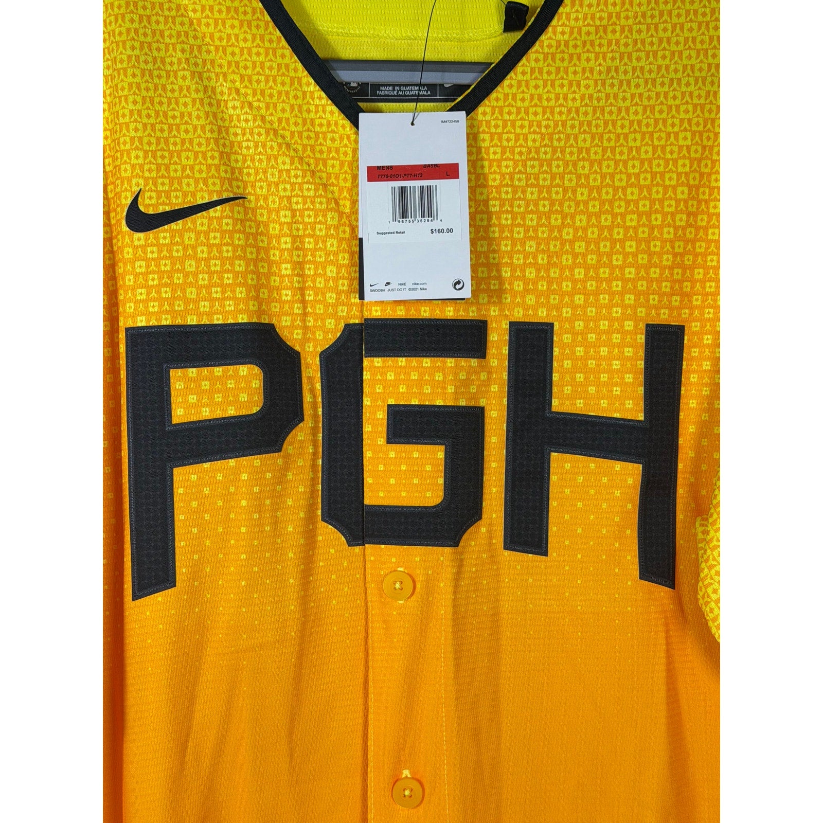 Nike Pittsburgh Pirates Ke'Bryan Hayes #13 City Connect jersey for men, large size, featuring team logo and player name.