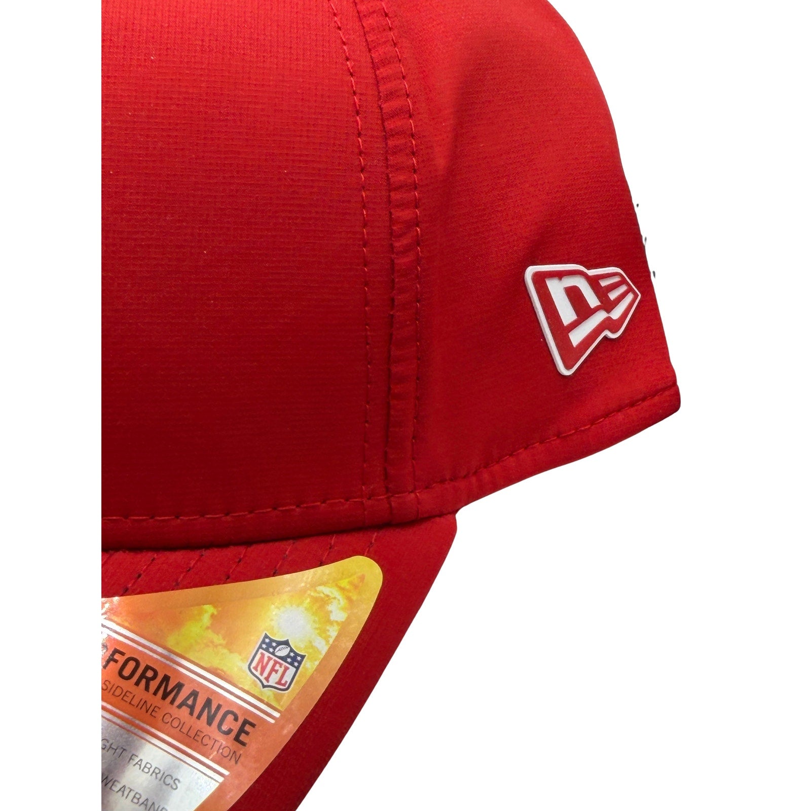 Red New Era San Francisco 49ers NFL 39THIRTY stretch fit hat in large/X-large size, featuring team logo and structured design.