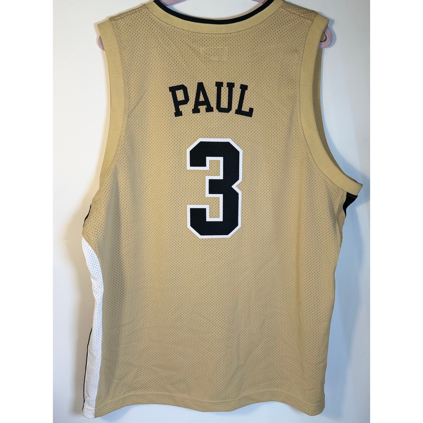Retro Brand Wake Forest #3 men's basketball jersey in Vegas Gold, size 2XL, new with tags, featuring team and player details.